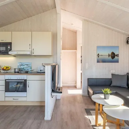 Strandhaus Freibeuterweg 14 *