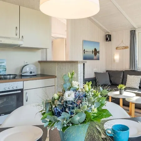 Strandhaus Freibeuterweg 14 *