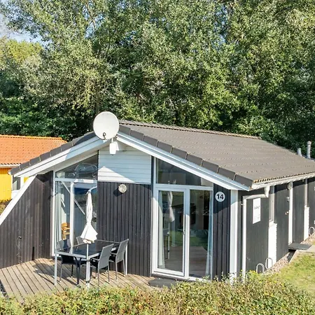 Semesterbostad Strandhaus Freibeuterweg 14